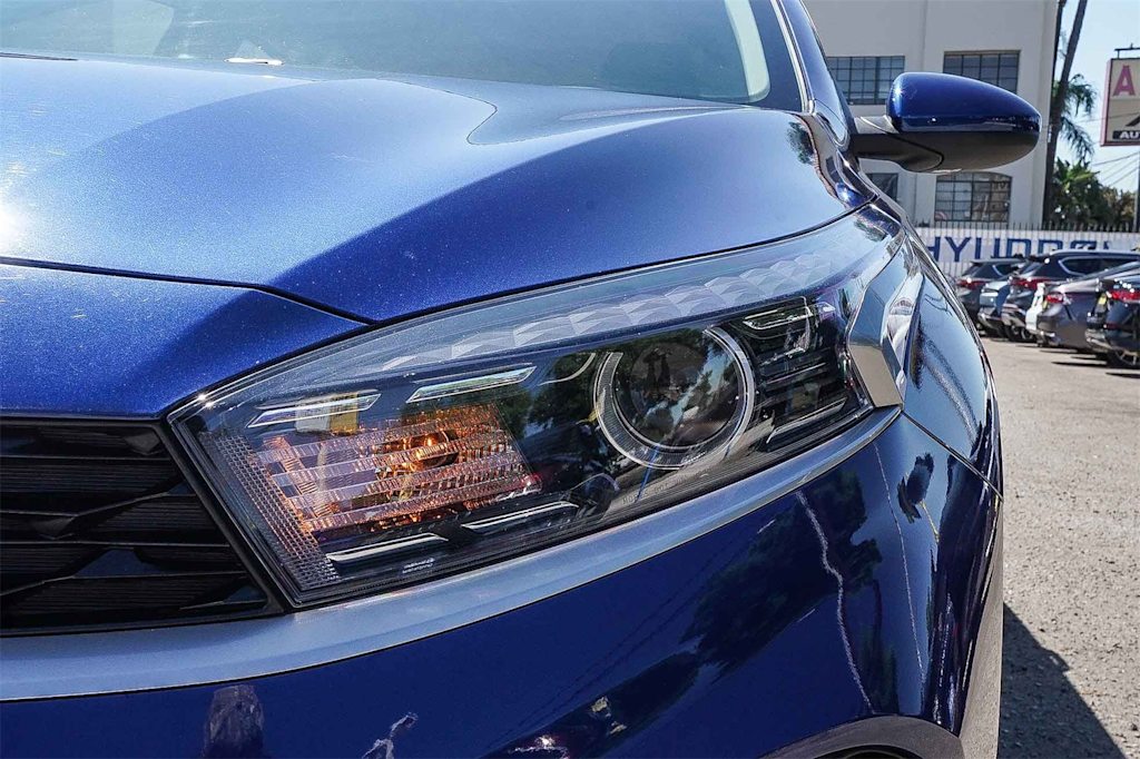 Thumbnail: 2023 Kia Forte - 21