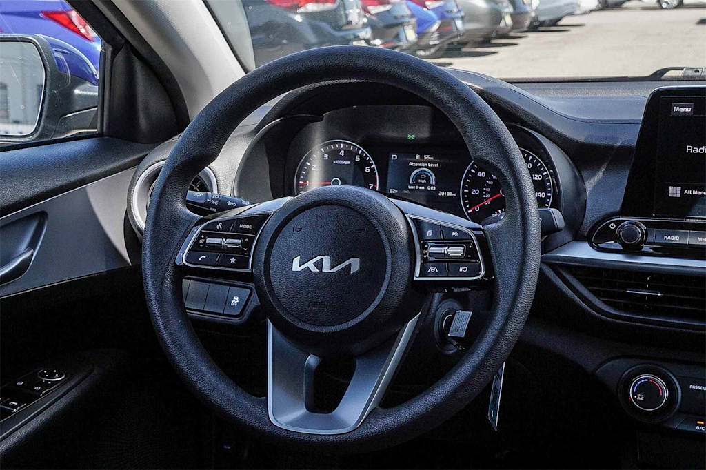 Thumbnail: 2023 Kia Forte - 11