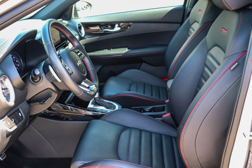 Thumbnail: 2023 Kia Forte - 10