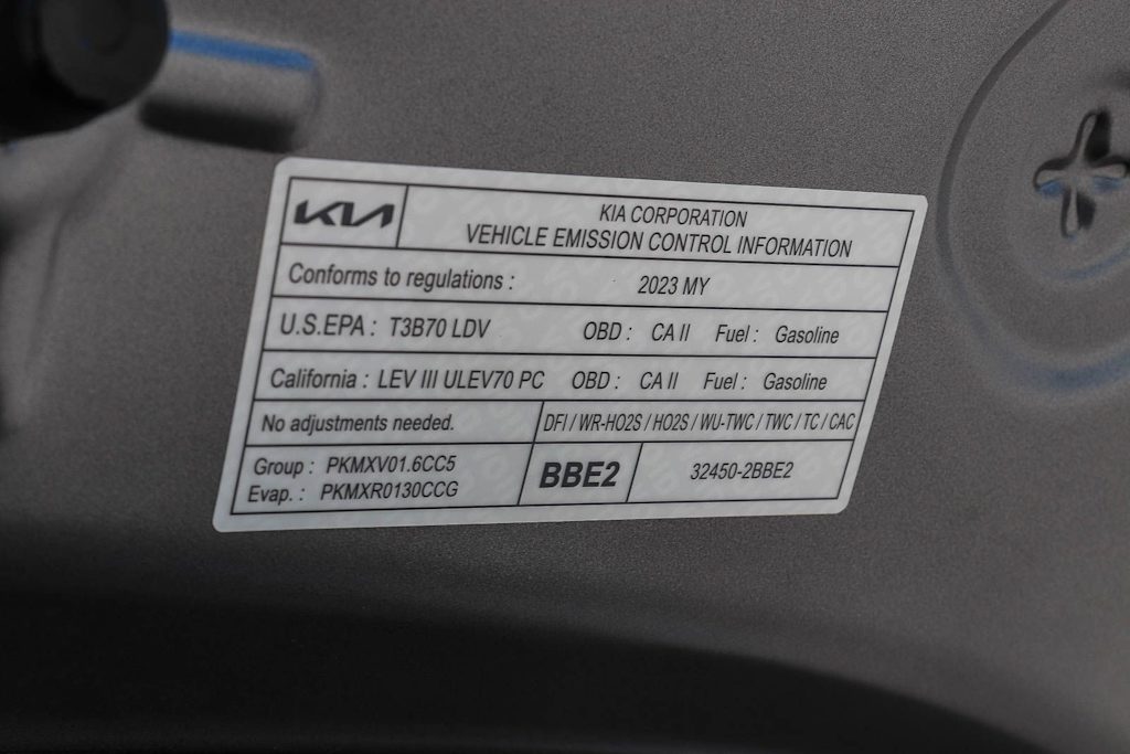 Thumbnail: 2023 Kia Forte - 17