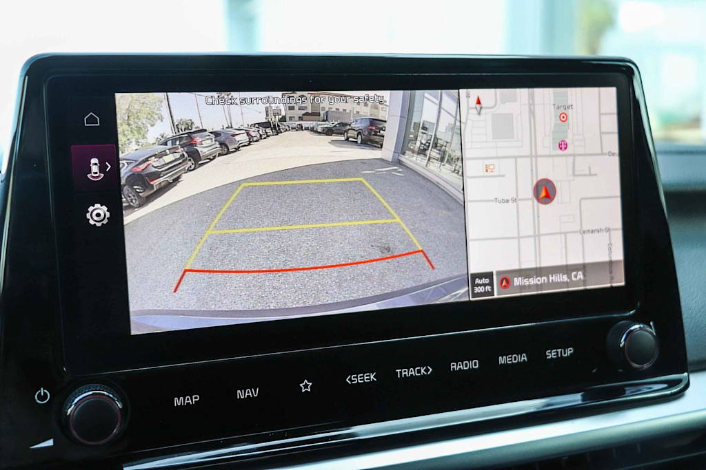 Thumbnail: 2023 Kia Forte - 25