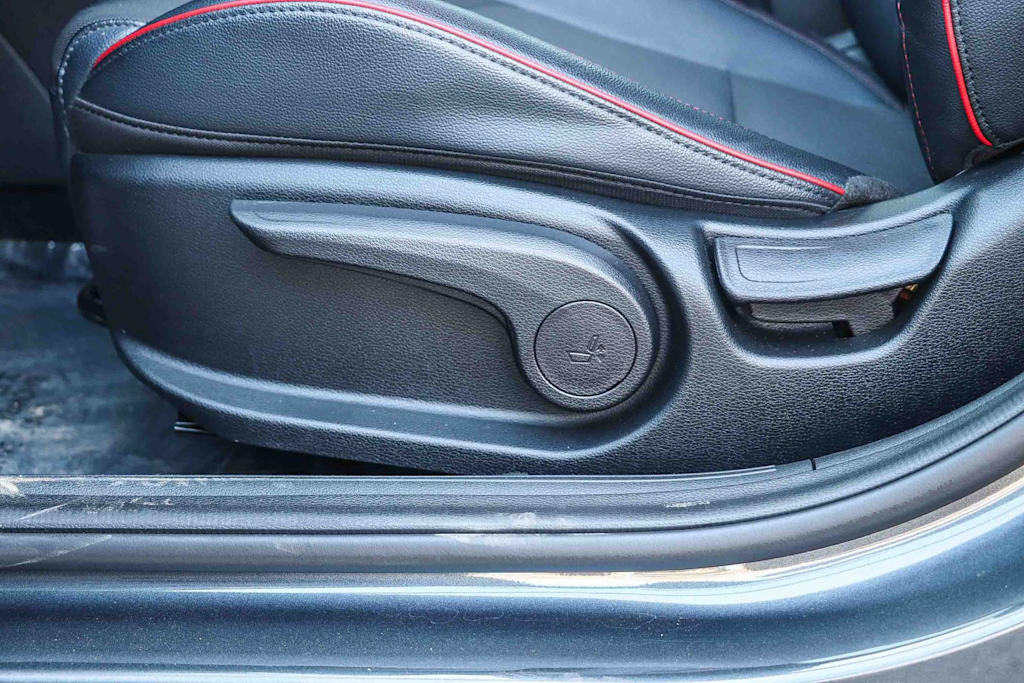 Thumbnail: 2023 Kia Forte - 22