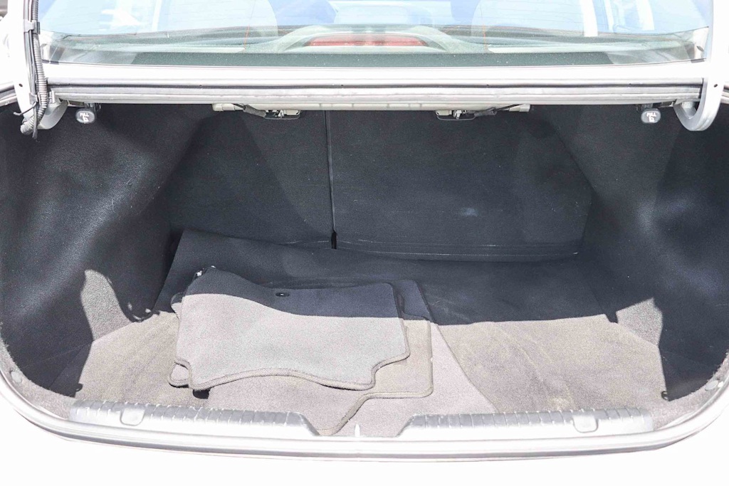 Thumbnail: 2017 Kia Forte - 16