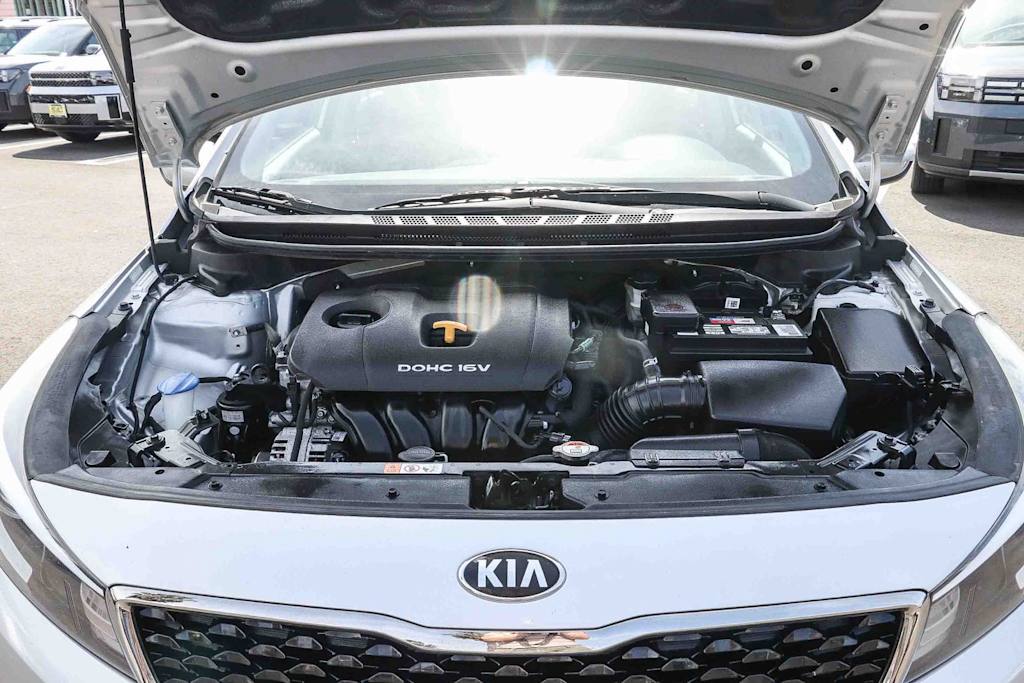 Thumbnail: 2017 Kia Forte - 7