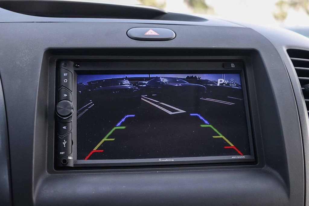 Thumbnail: 2017 Kia Forte - 26