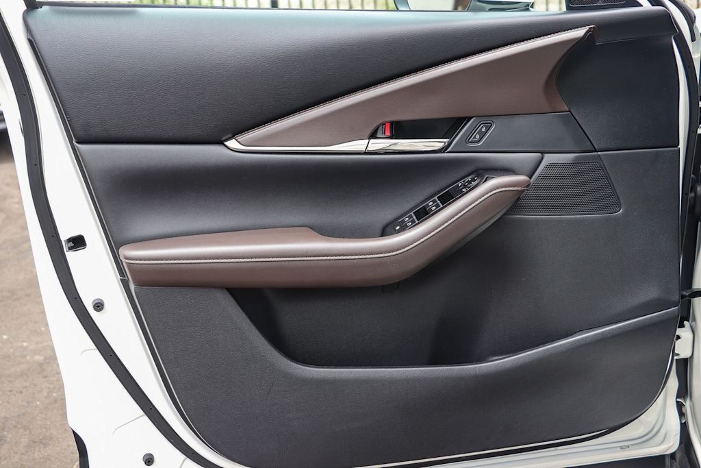 Thumbnail: 2022 Mazda CX-30 - 21