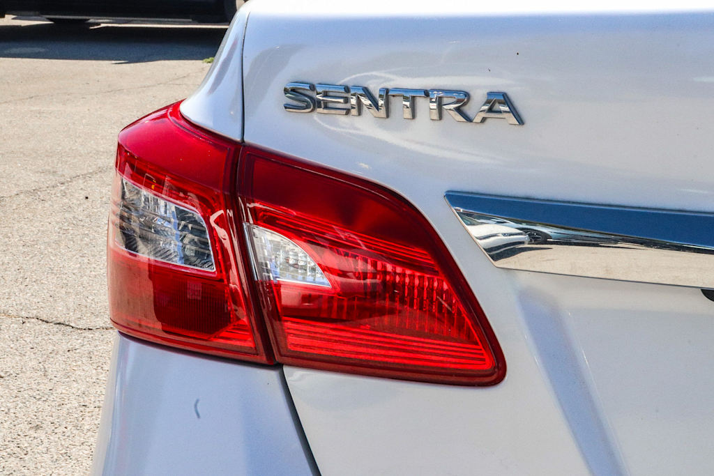 Thumbnail: 2019 Nissan Sentra - 22