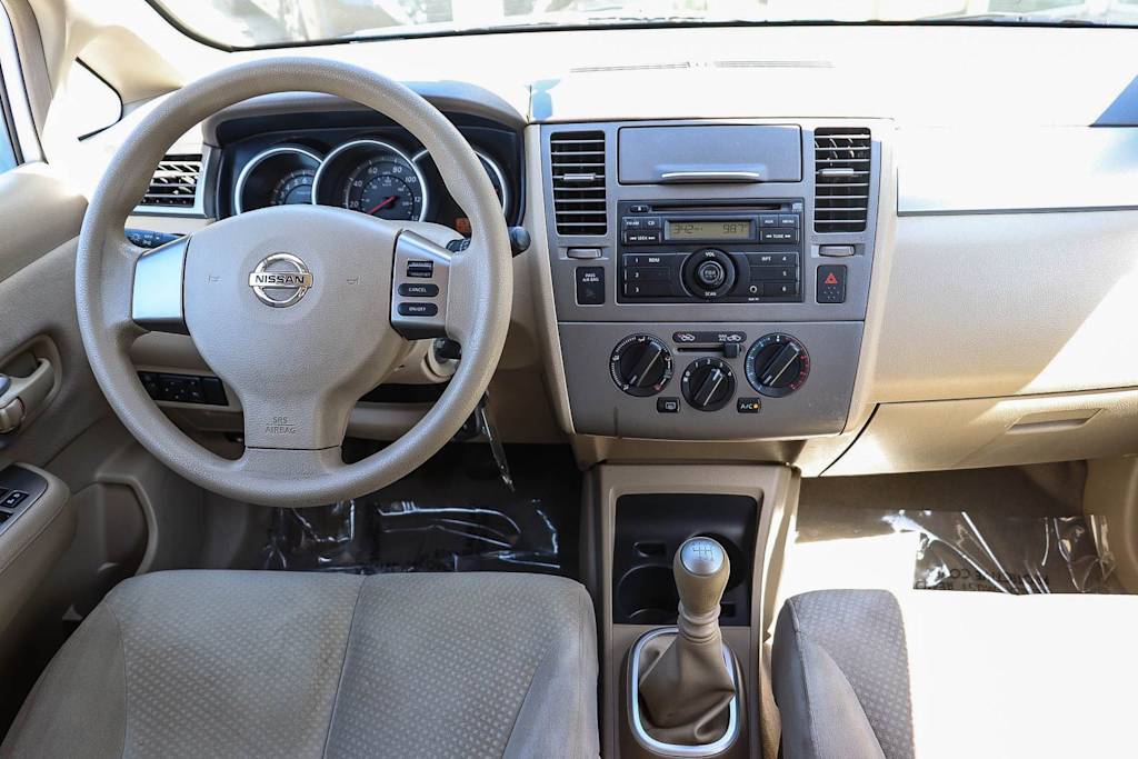 Thumbnail: 2010 Nissan Versa - 2