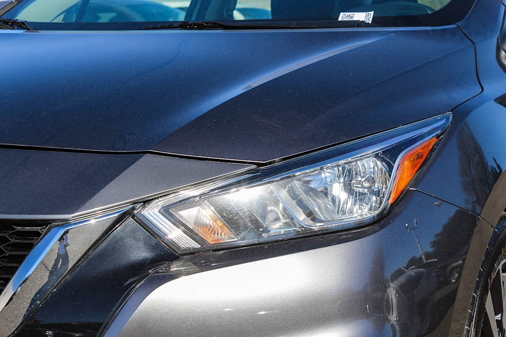 2021 Nissan Versa SV 20