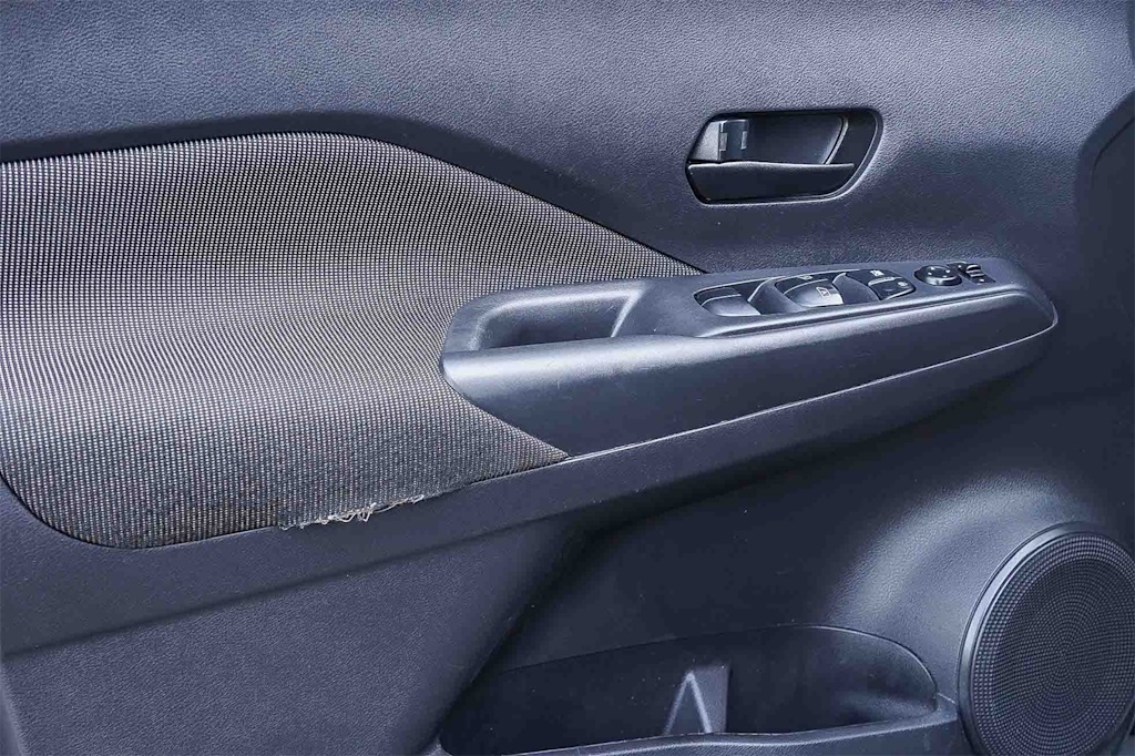 Thumbnail: 2018 Nissan Kicks - 25