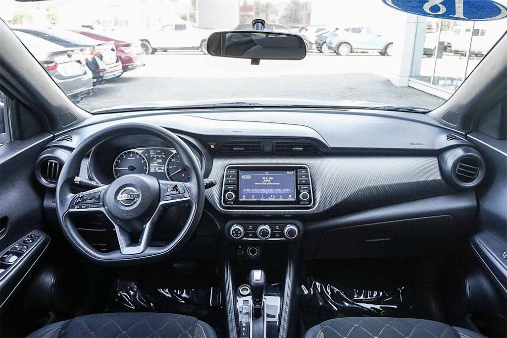 Thumbnail: 2018 Nissan Kicks - 2