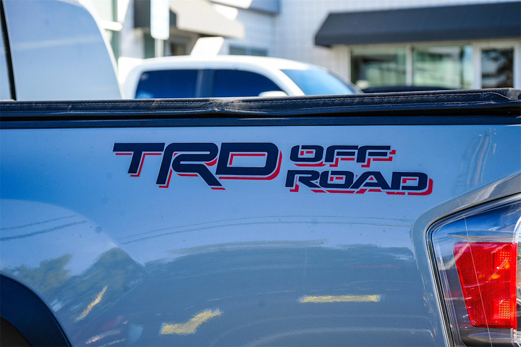 2021 Toyota Tacoma TRD Off-Road 6