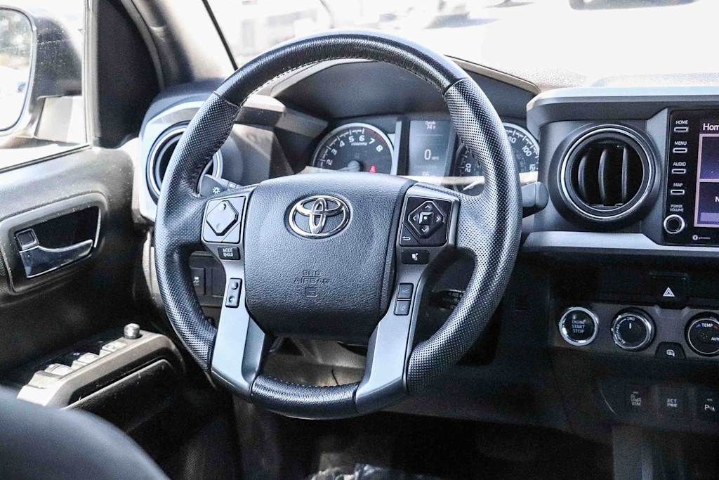 Thumbnail: 2022 Toyota Tacoma - 12