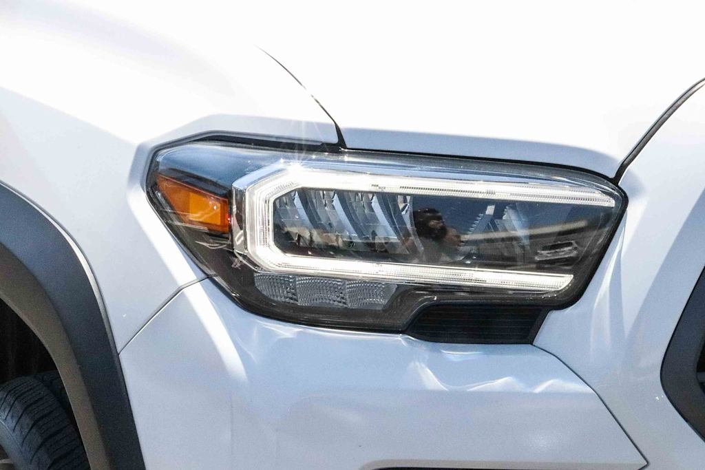 Thumbnail: 2022 Toyota Tacoma - 20