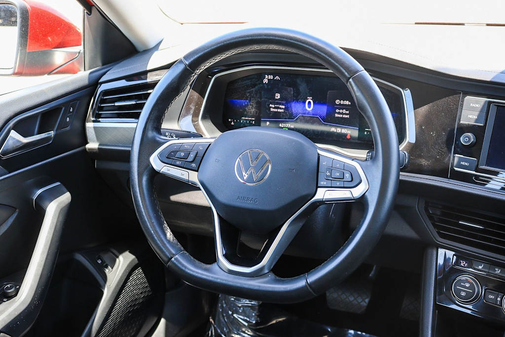 Thumbnail: 2023 Volkswagen Jetta - 12