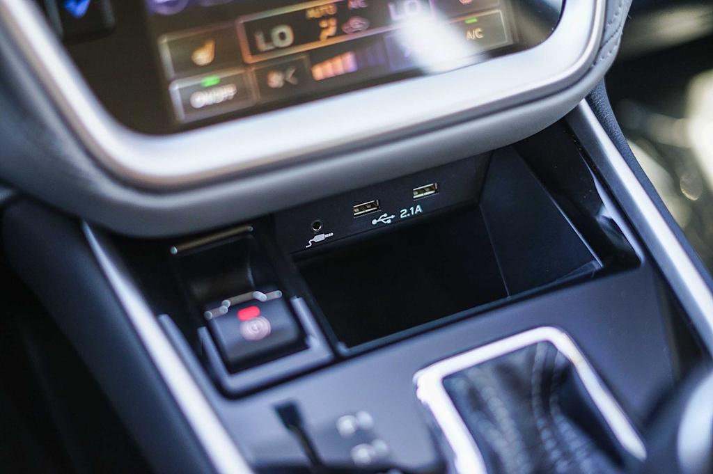 Thumbnail: 2020 Subaru Legacy - 27