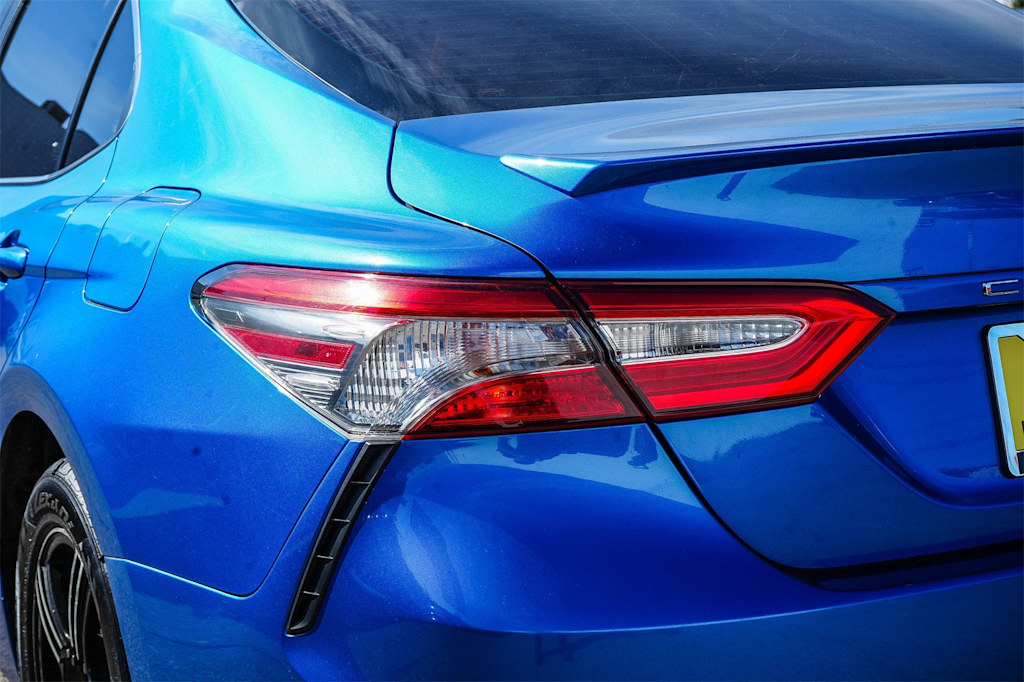 2019 Toyota Camry XLE 21