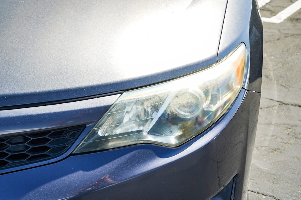 Thumbnail: 2013 Toyota Camry - 11