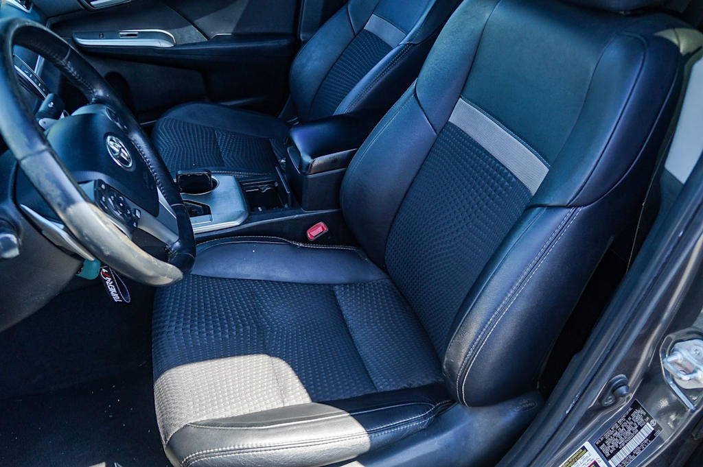Thumbnail: 2013 Toyota Camry - 7