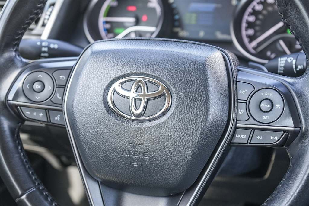 2023 Toyota Camry XSE 28