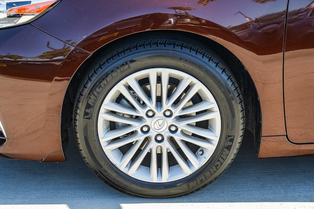 Thumbnail: 2016 Lexus ES - 7