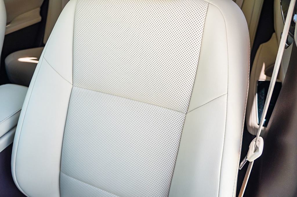 Thumbnail: 2016 Lexus ES - 31