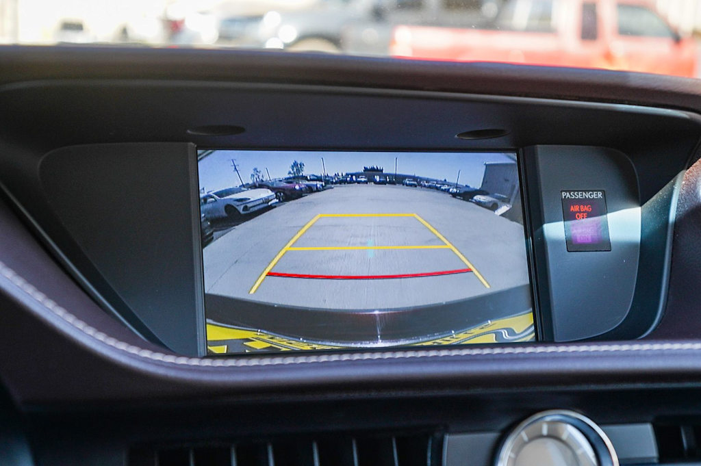 Thumbnail: 2016 Lexus ES - 30