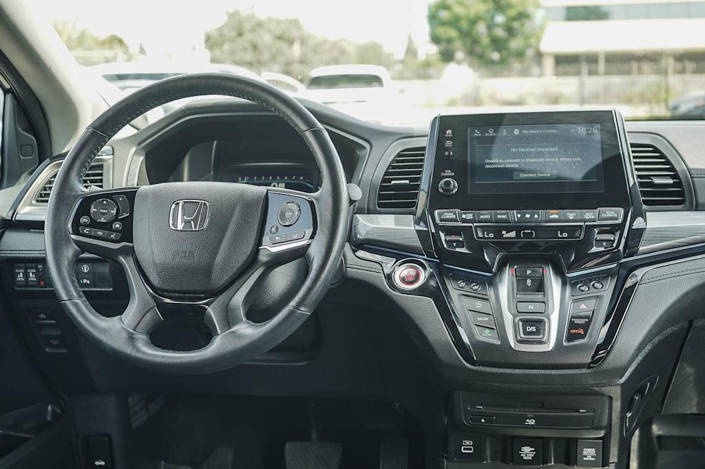 Thumbnail: 2023 Honda Odyssey - 8