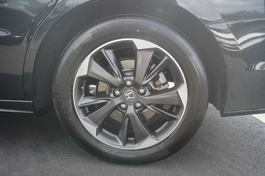 Thumbnail: 2023 Honda Odyssey - 6