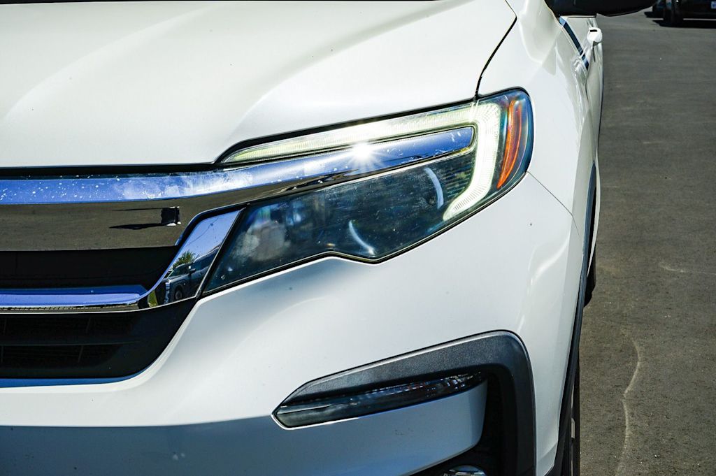 Thumbnail: 2019 Honda Pilot - 9