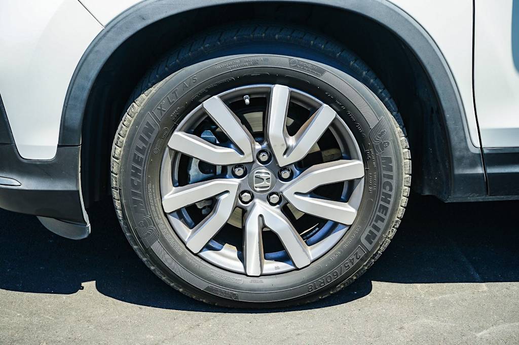 Thumbnail: 2019 Honda Pilot - 5