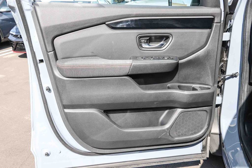 Thumbnail: 2025 Honda Pilot - 21