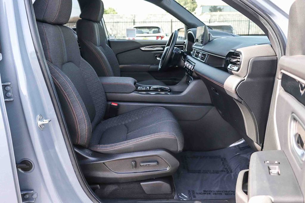 Thumbnail: 2025 Honda Pilot - 9