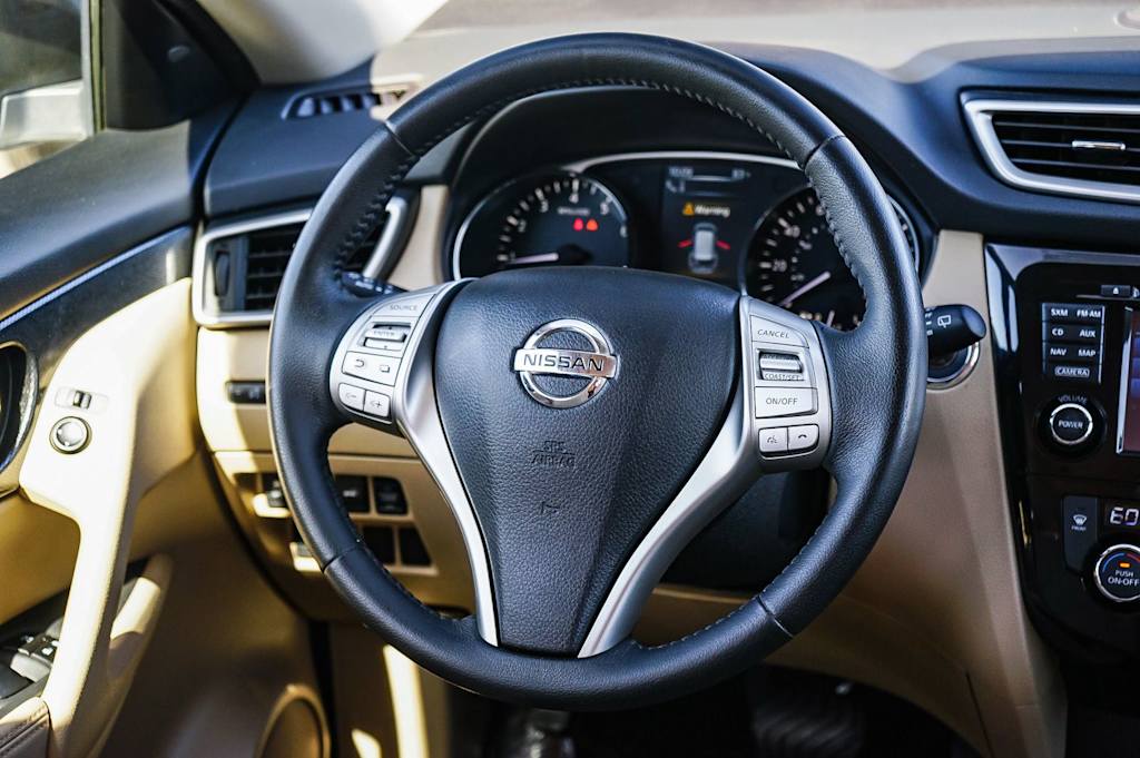 Thumbnail: 2016 Nissan Rogue - 13