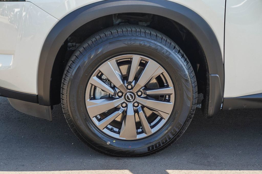 Thumbnail: 2024 Nissan Pathfinder - 7