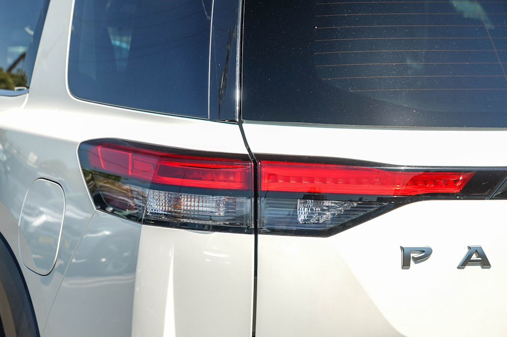 Thumbnail: 2024 Nissan Pathfinder - 20