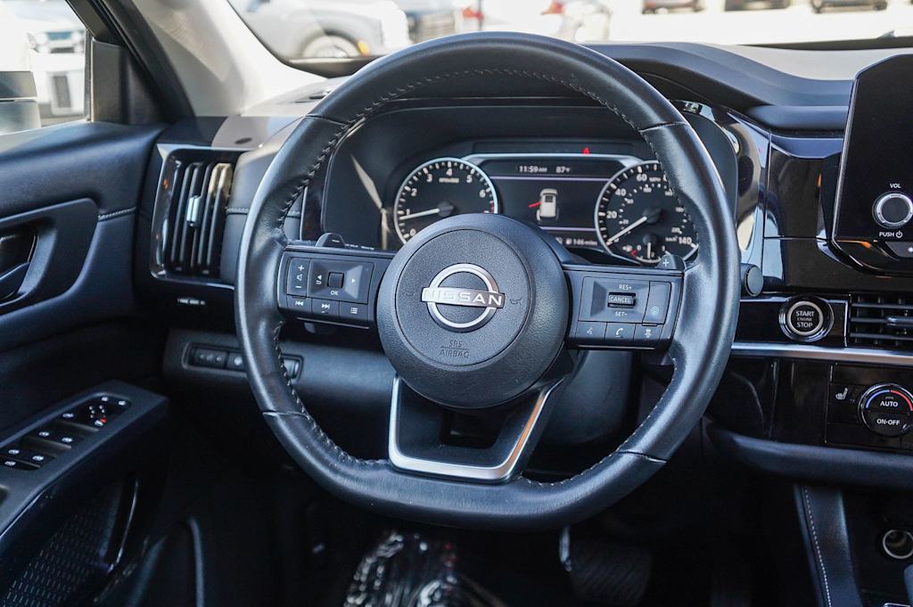 Thumbnail: 2024 Nissan Pathfinder - 9