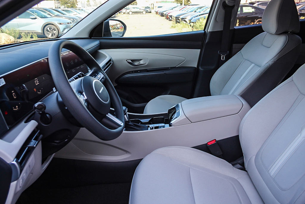 Thumbnail: 2025 Hyundai Tucson - 10