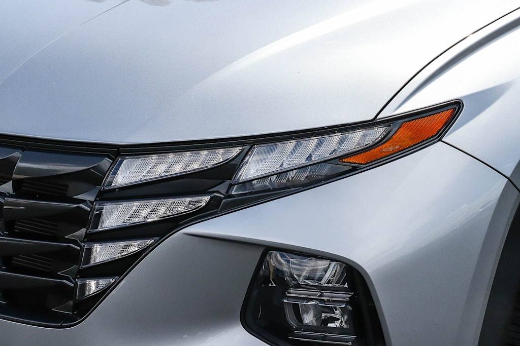 Thumbnail: 2023 Hyundai Tucson - 18