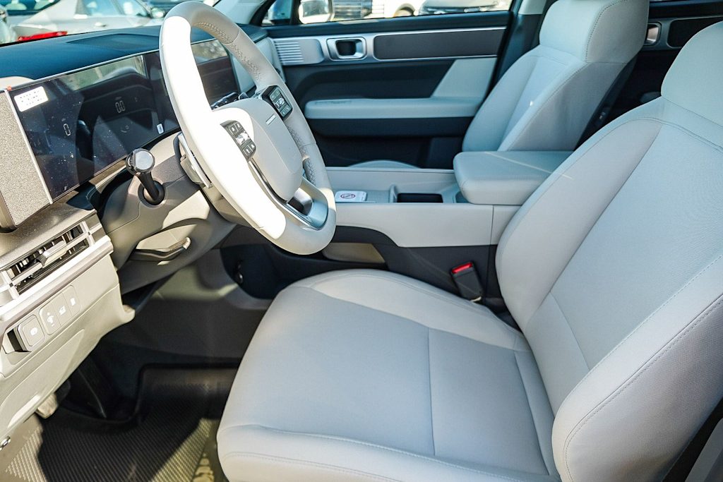Thumbnail: 2026 Hyundai Santa Fe - 10