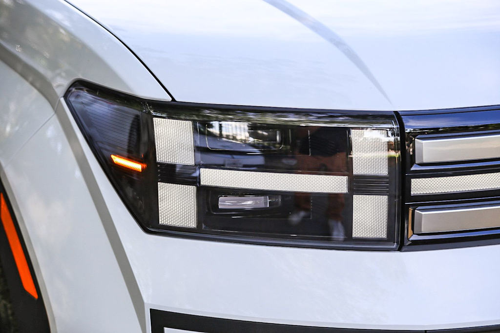 Thumbnail: 2026 Hyundai Santa Fe - 15