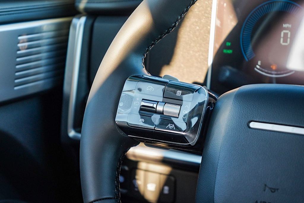 Thumbnail: 2026 Hyundai Santa Fe - 18