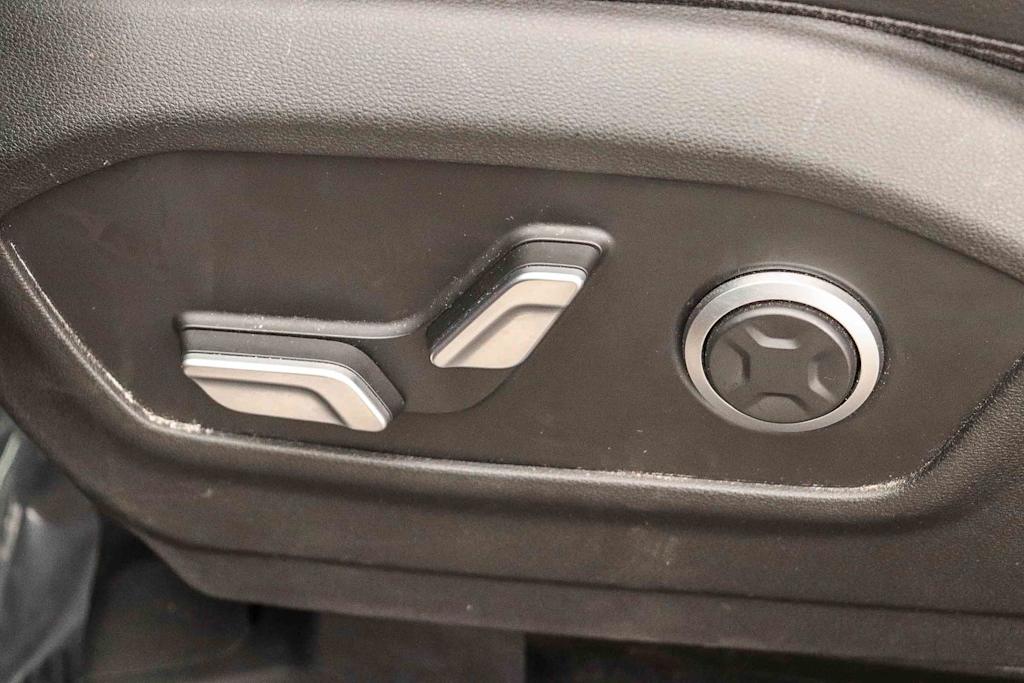 Thumbnail: 2024 Hyundai Santa Fe - 23