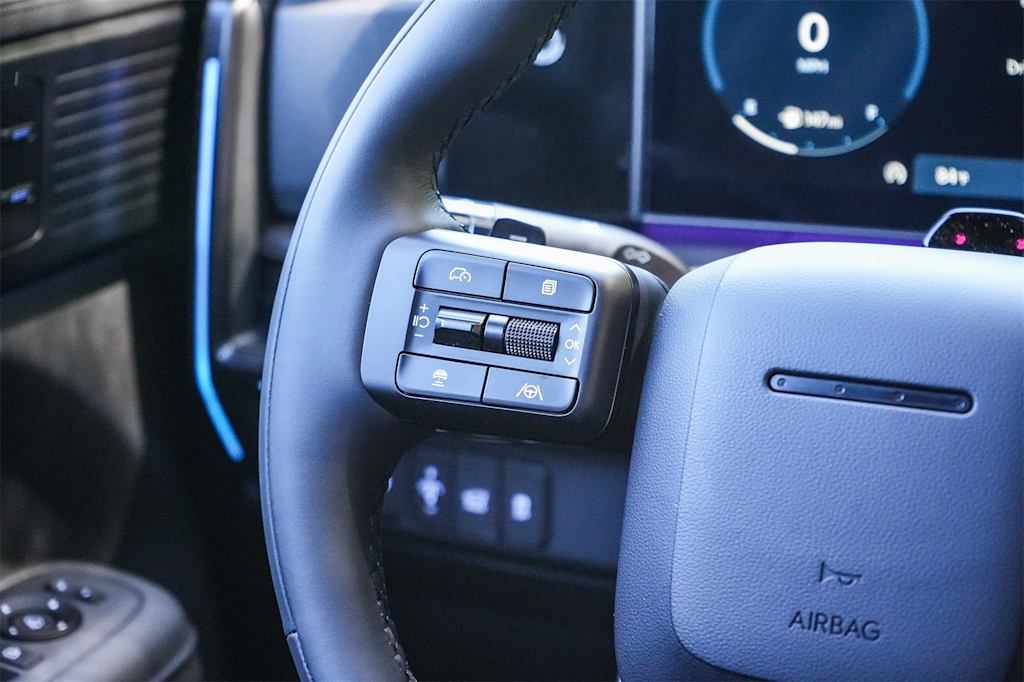 Thumbnail: 2025 Hyundai Santa Fe - 23