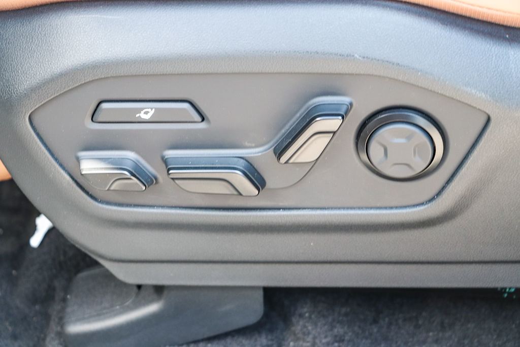 Thumbnail: 2026 Hyundai Santa Fe - 23