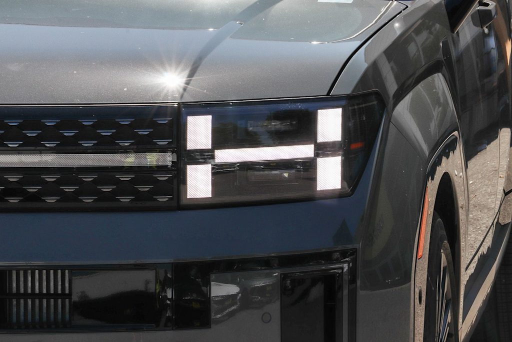 Thumbnail: 2026 Hyundai Santa Fe - 17