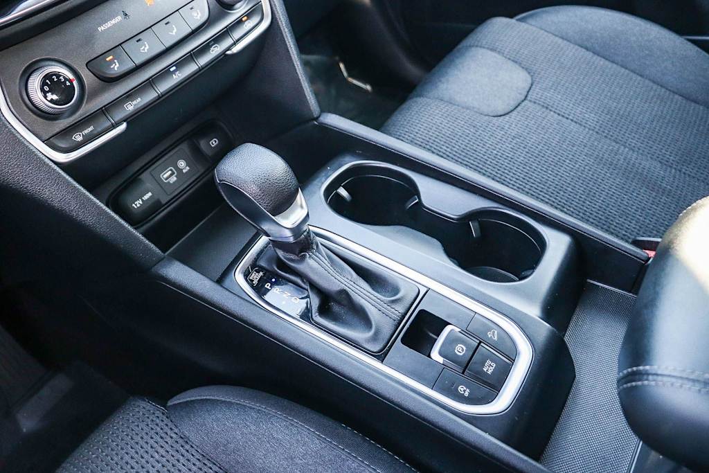 Thumbnail: 2019 Hyundai Santa Fe - 25