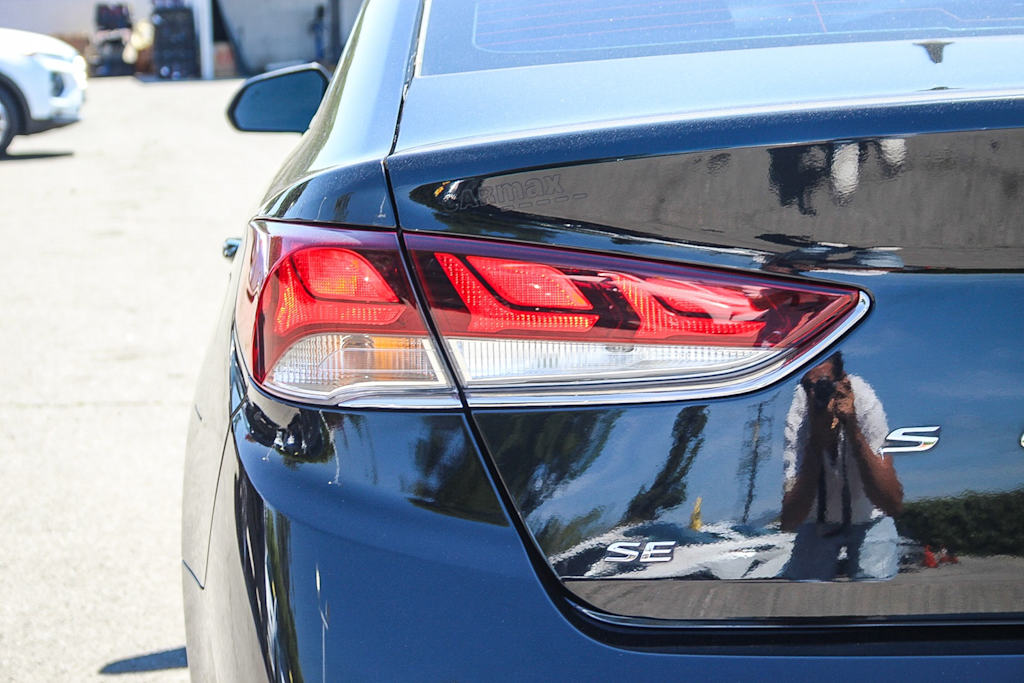 2019 Hyundai Sonata SE 18