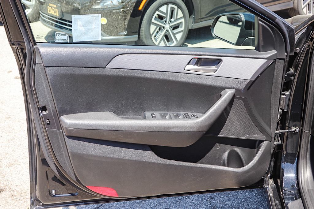 2019 Hyundai Sonata SE 23