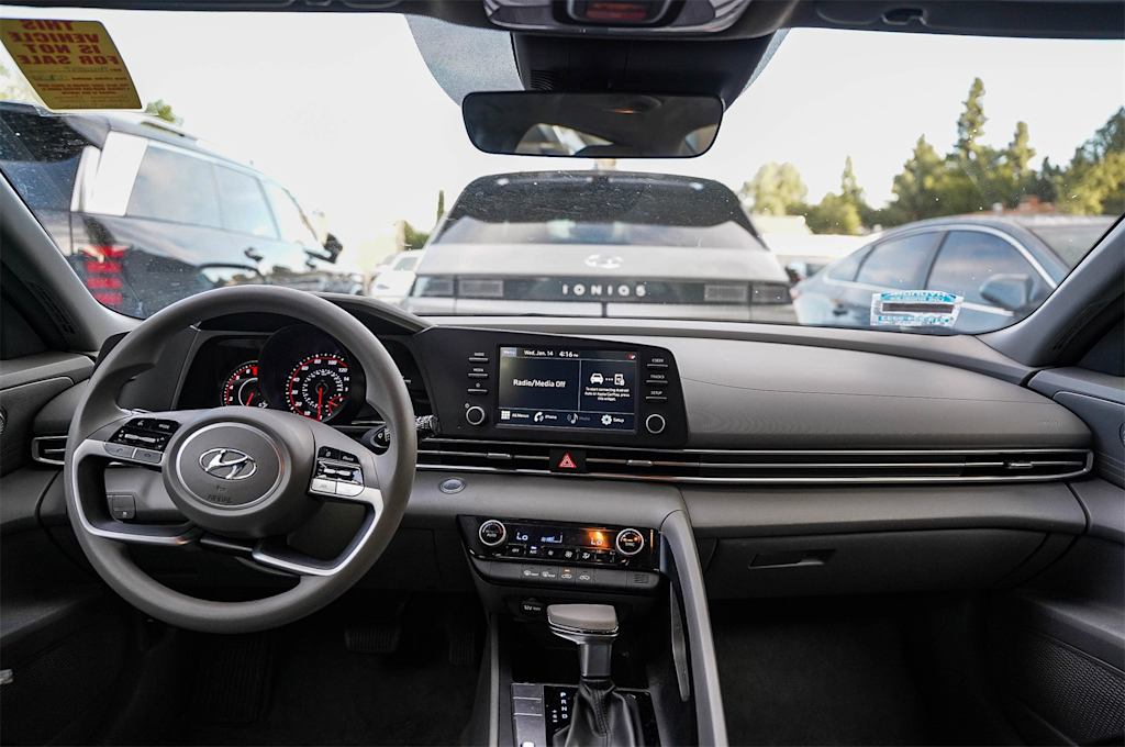 Thumbnail: 2023 Hyundai Elantra - 2